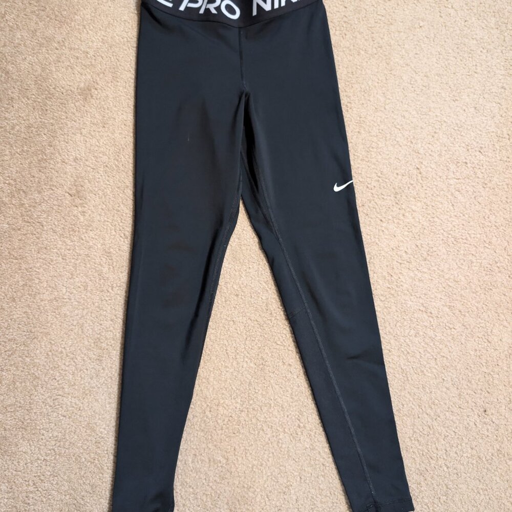 Nike Pro leggings, black
